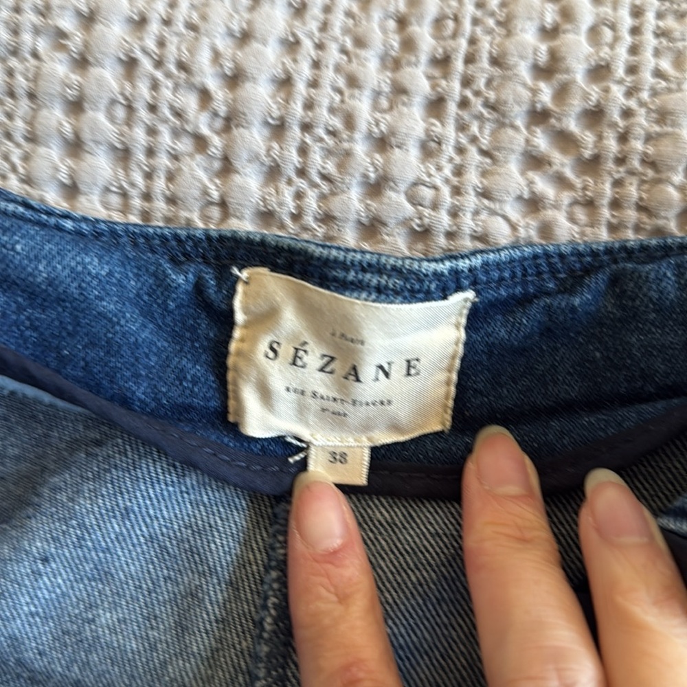 Sezane 〰️ Rome Denim Shorts - Picture 4 of 6